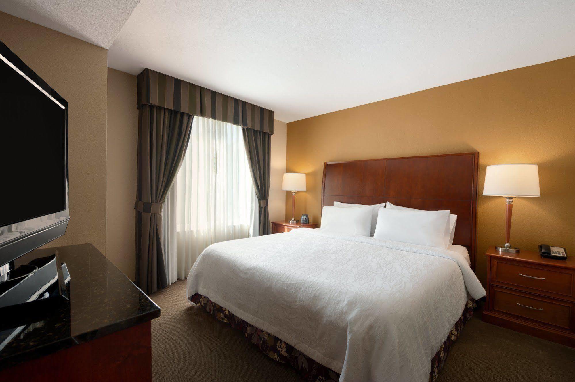 Hilton Garden Inn Houston/The Woodlands Extérieur photo