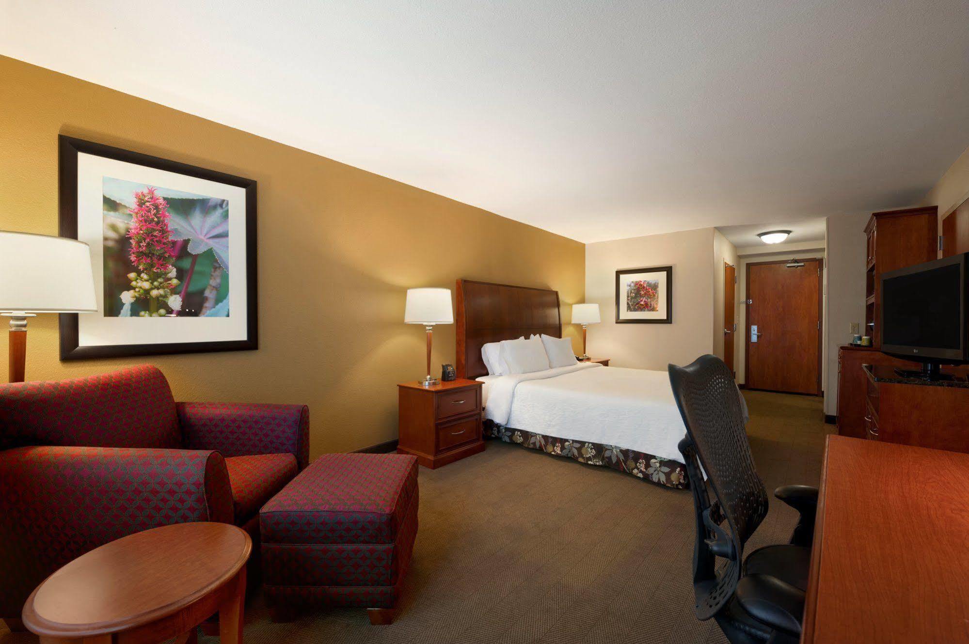 Hilton Garden Inn Houston/The Woodlands Extérieur photo